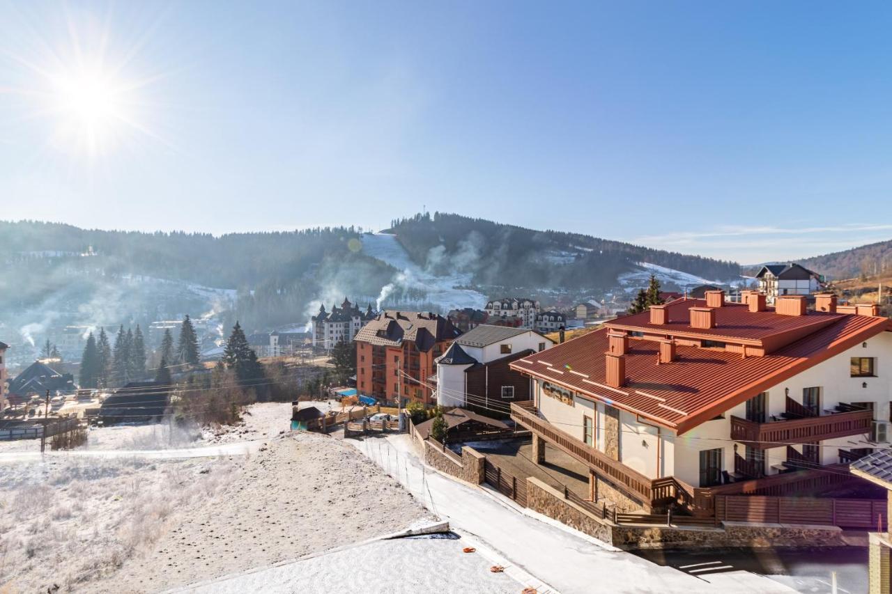 Zeleniy Bir Hotel Bukovel Eksteriør billede