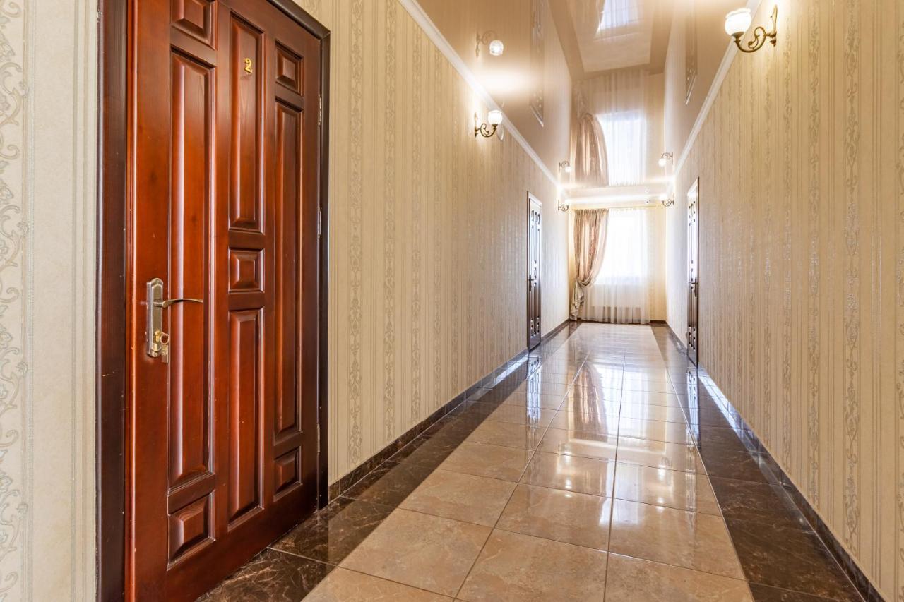 Zeleniy Bir Hotel Bukovel Eksteriør billede