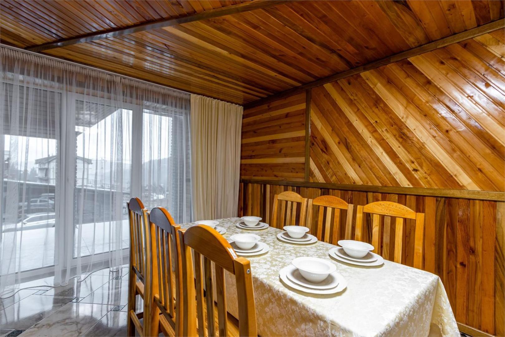 Zeleniy Bir Hotel Bukovel Eksteriør billede